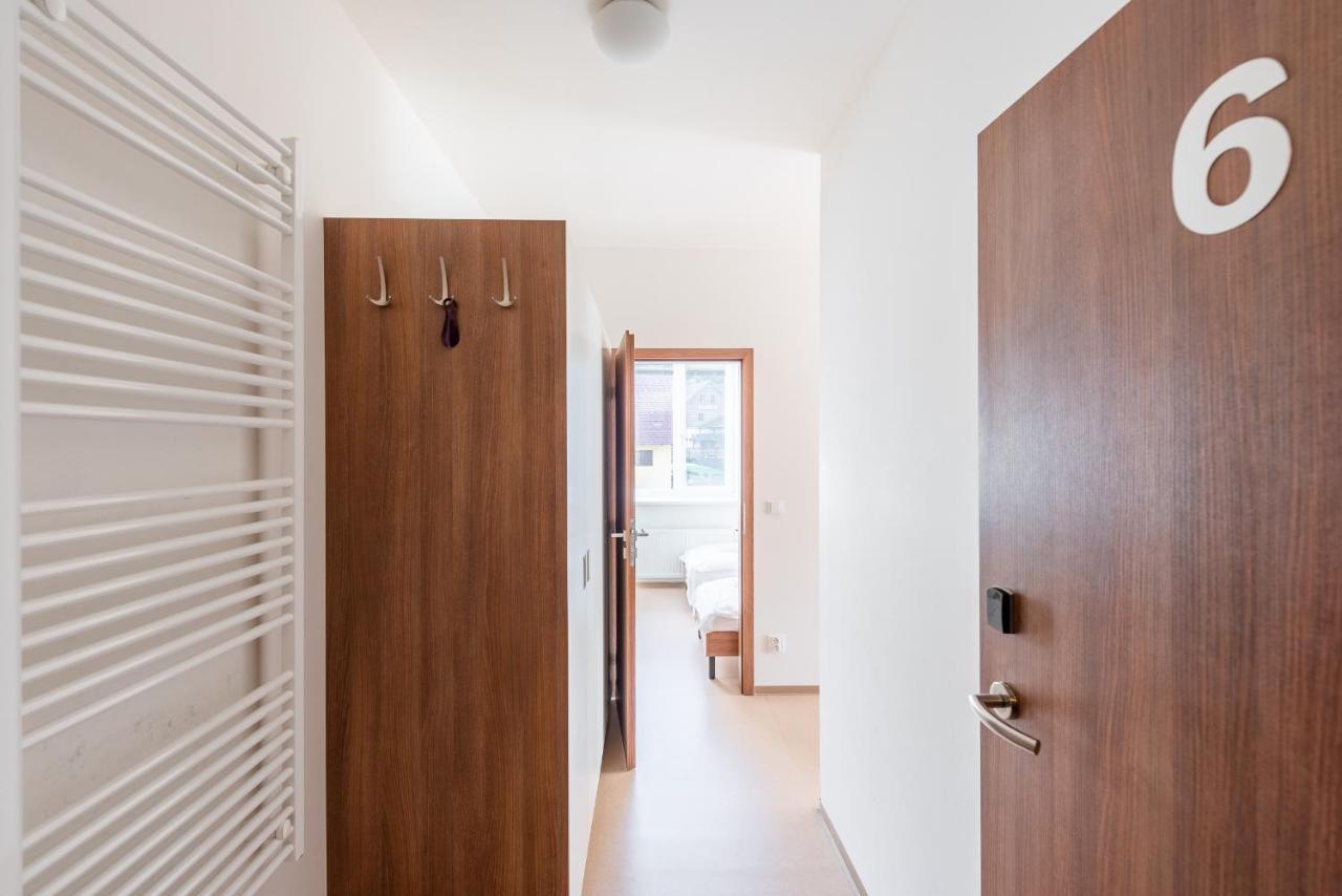Apartmany Rokytka Snowhouse โรกีนีซ นัด ยีเซอโร ภายนอก รูปภาพ